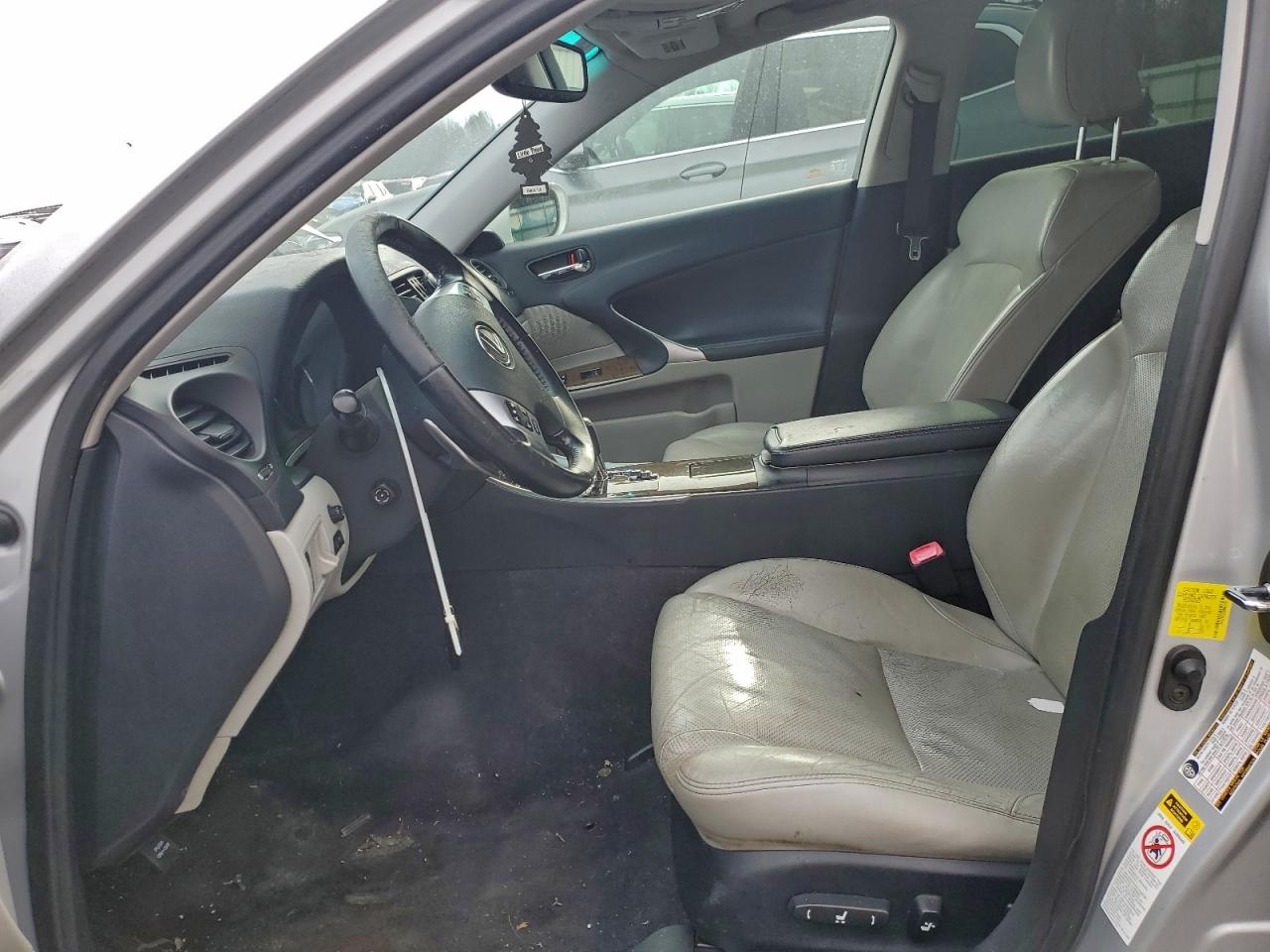 Lexus Is 250 Image 12