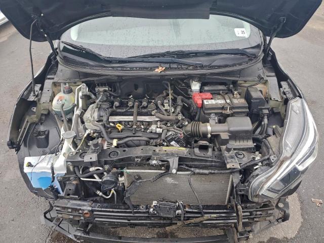 Nissan Versa S Image 12