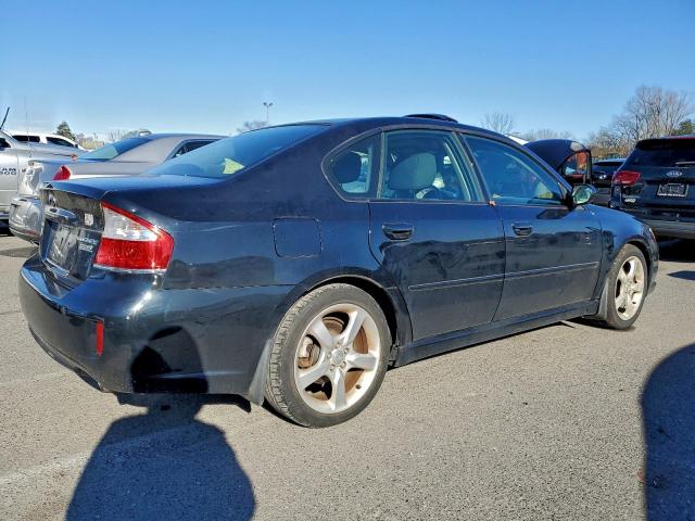 Subaru Legacy 2.5i Image 4