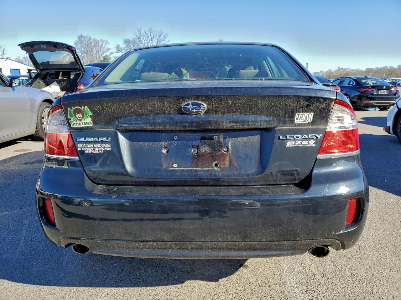 Subaru Legacy 2.5i Image 8