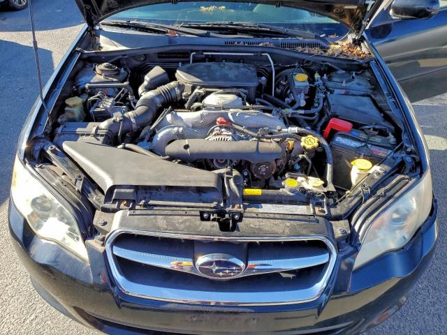 Subaru Legacy 2.5i Image 12