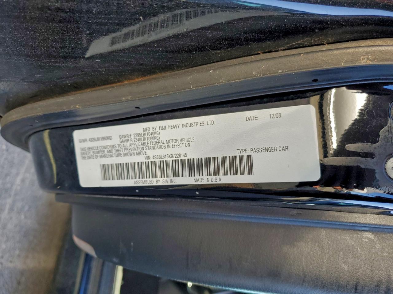 Subaru Legacy 2.5i Image 9