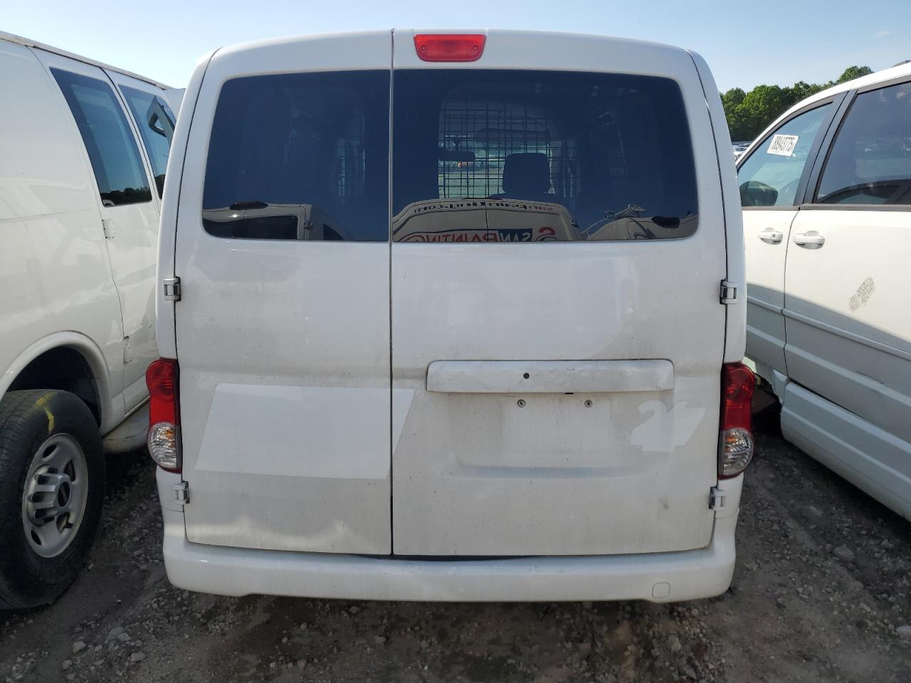 Nissan Nv 2.5s Image 11