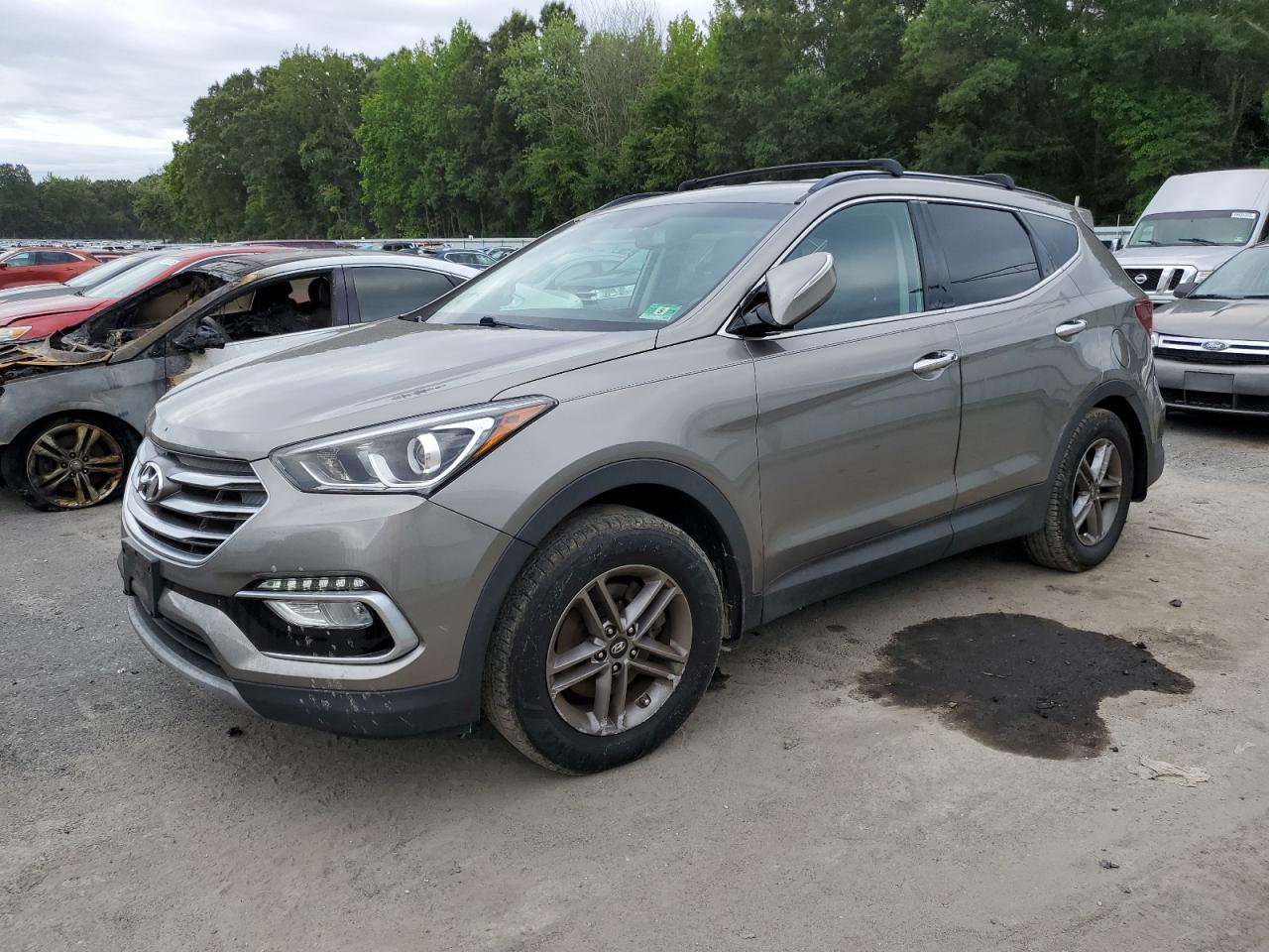 Hyundai SANTA FE Image 1