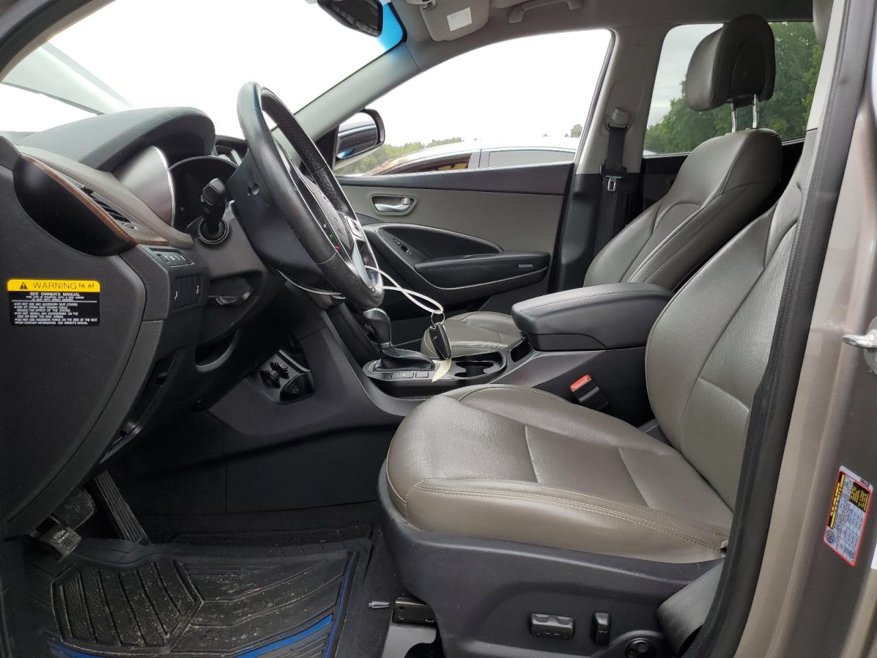 Hyundai SANTA FE Image 10