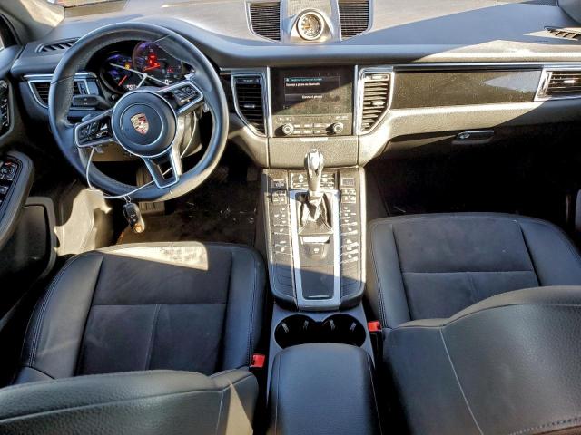 Porsche Macan Image 5
