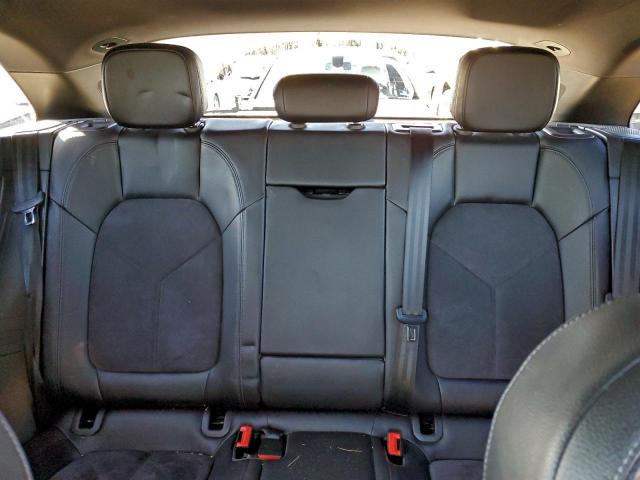 Porsche Macan Image 8