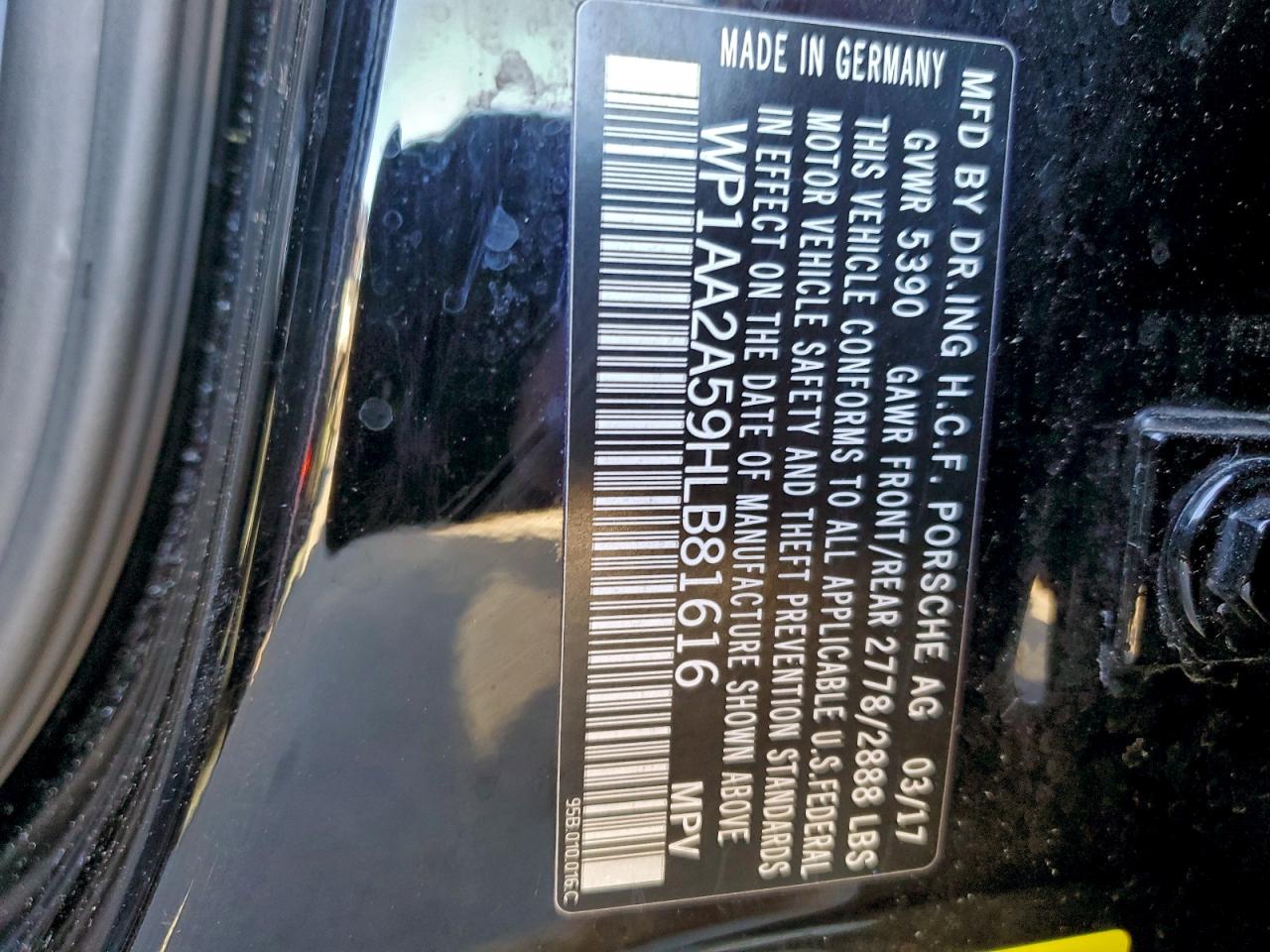 Porsche Macan Image 10