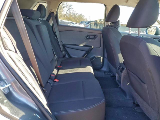 Nissan Rogue S Image 9