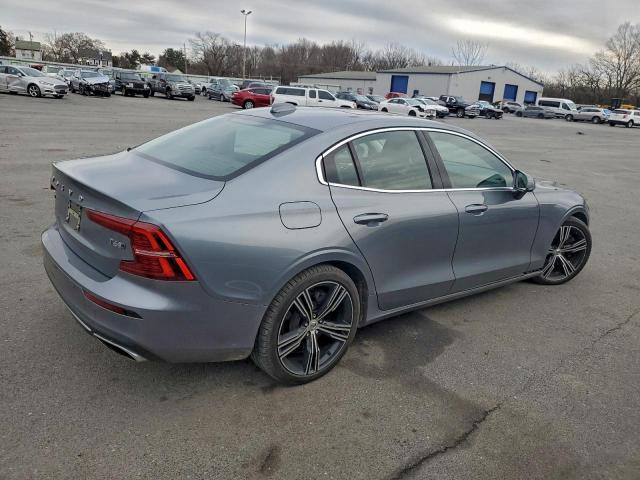 Volvo S60 T6 Inscription Image 2