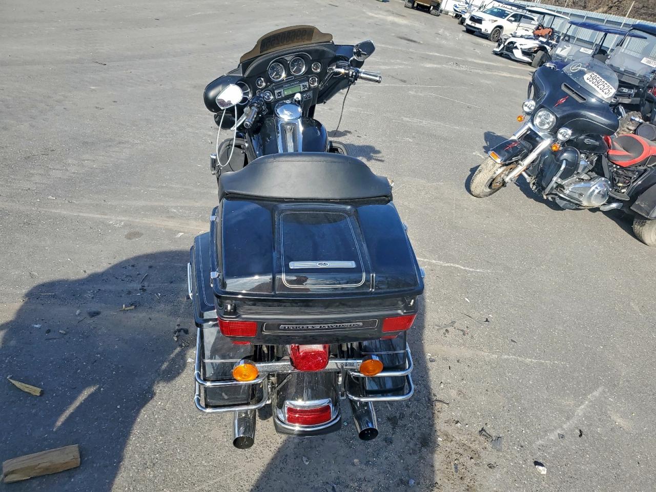 Harley-Davidson Fl Shrine Image 5