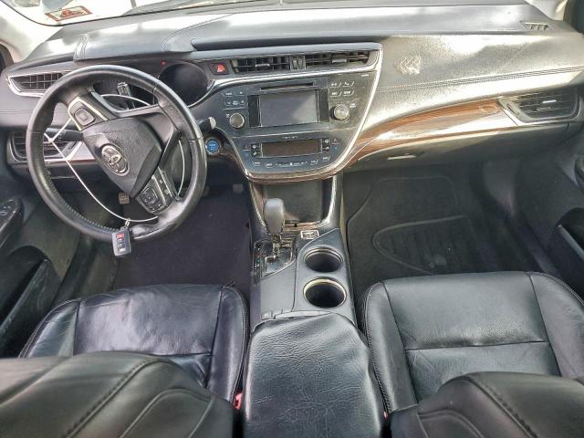 Toyota Avalon Hybrid Image 11