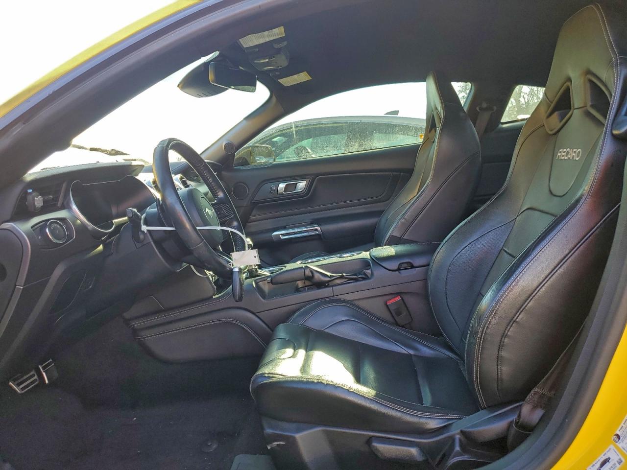 Ford Mustang Gt Image 12