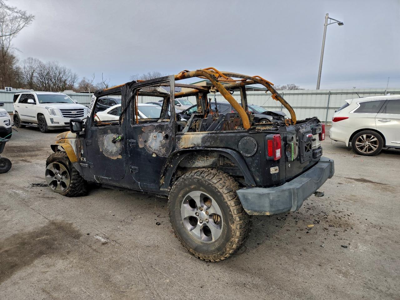 Jeep Wrangler X Image 2