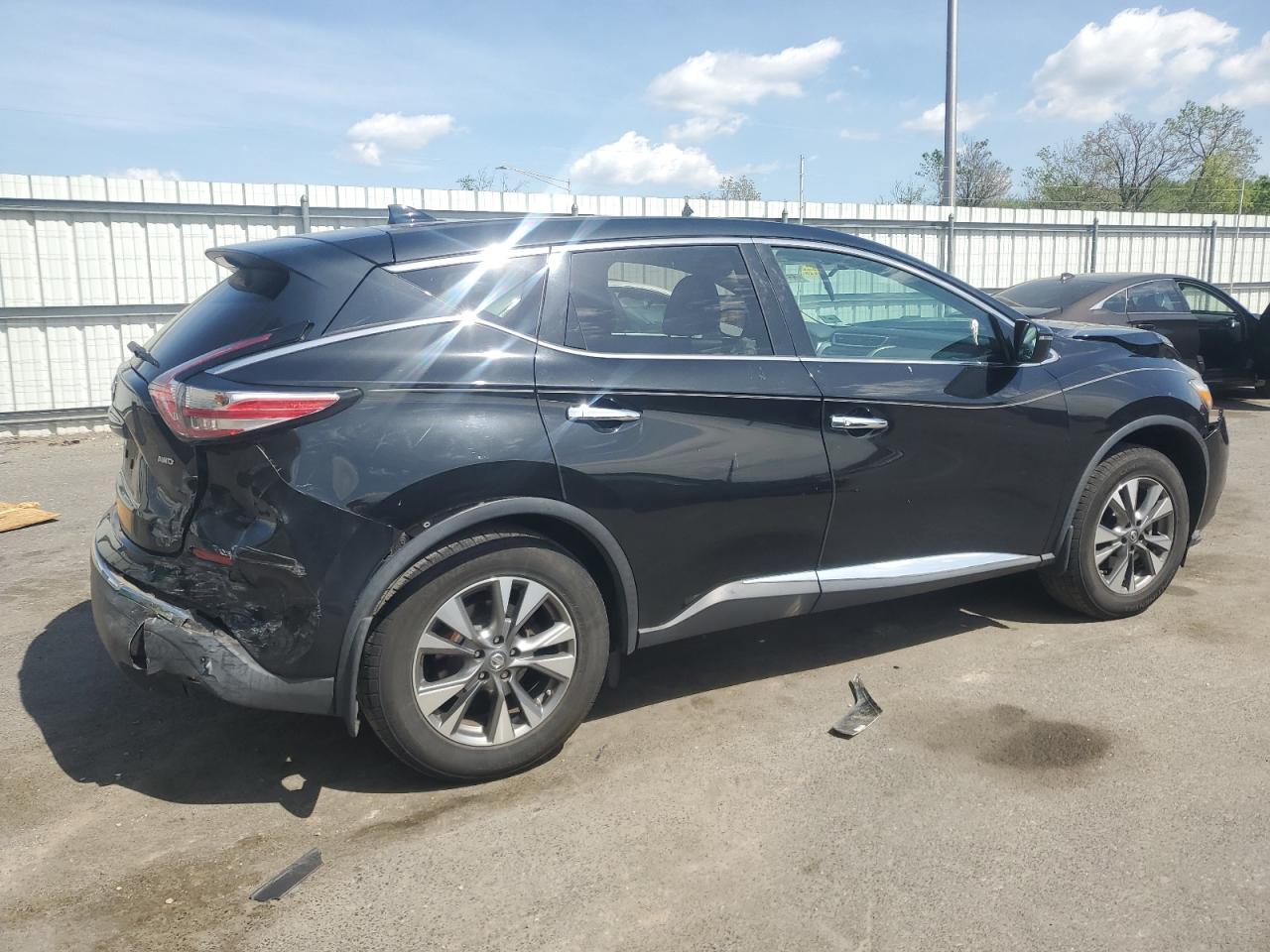 Nissan Murano S Image 5