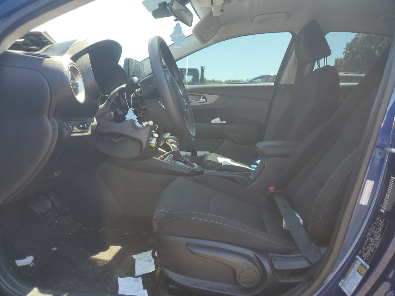 Kia Forte Fe Image 3