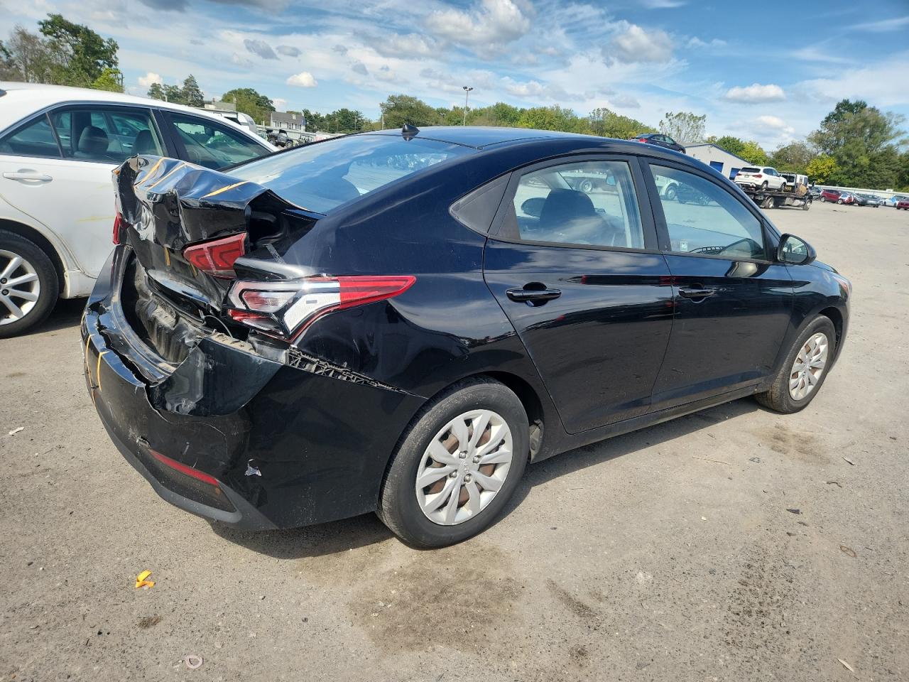 Hyundai ACCENT Se Image 2