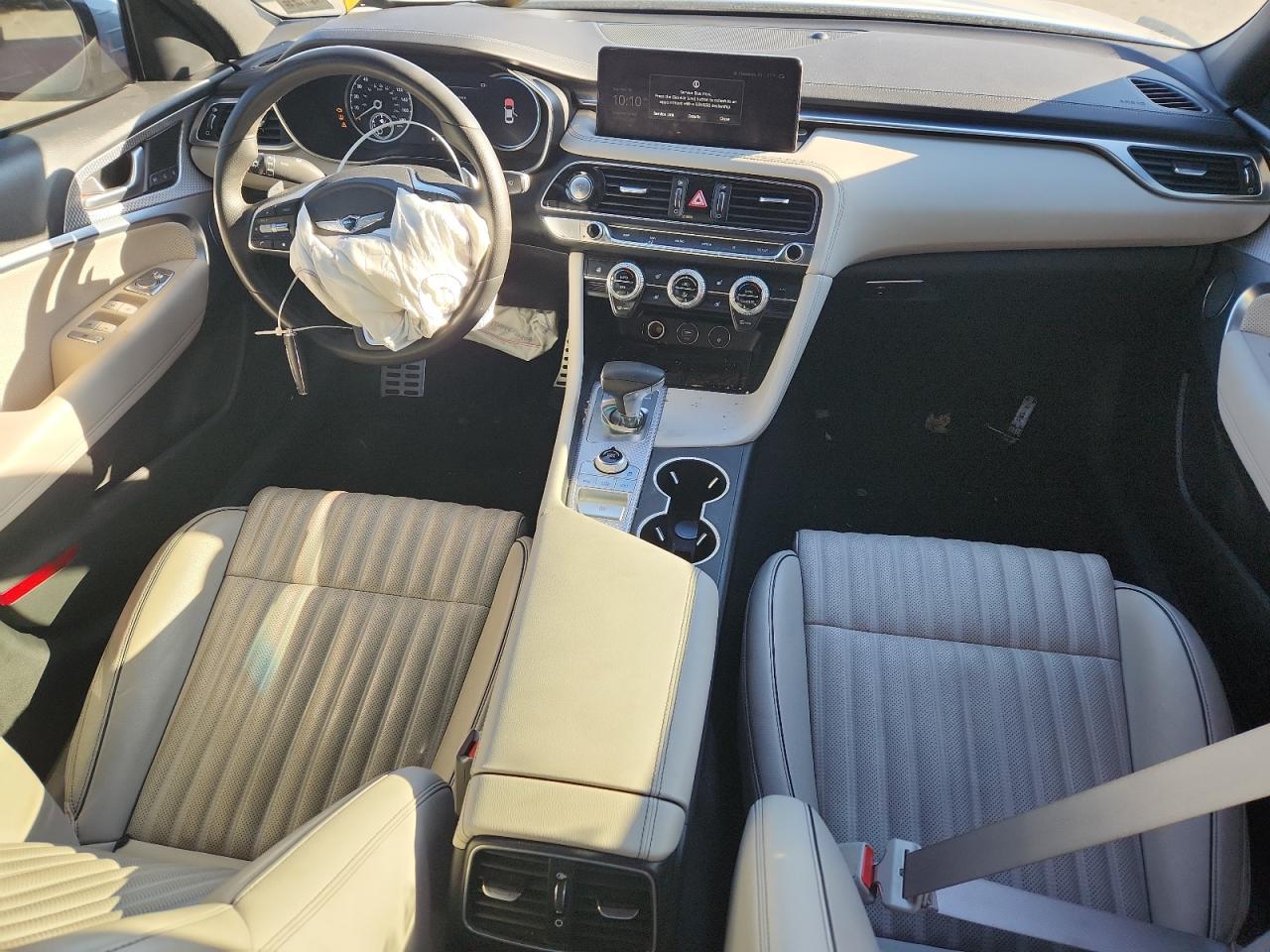 Genesis G70 Base Base Image 2