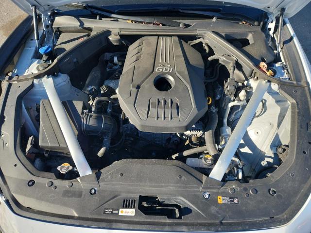 Genesis G70 Base Base Image 3