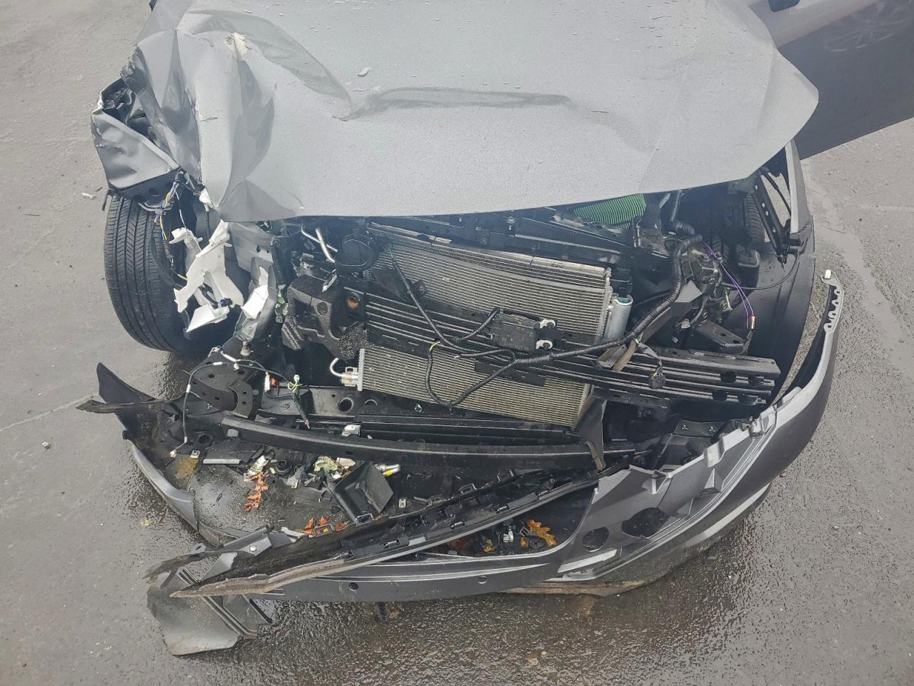 Nissan Versa S Image 9