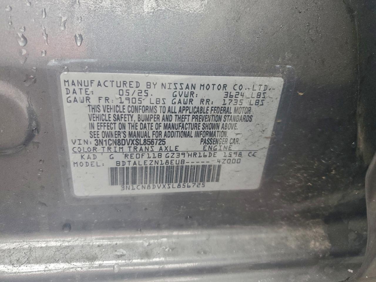 Nissan Versa S Image 11