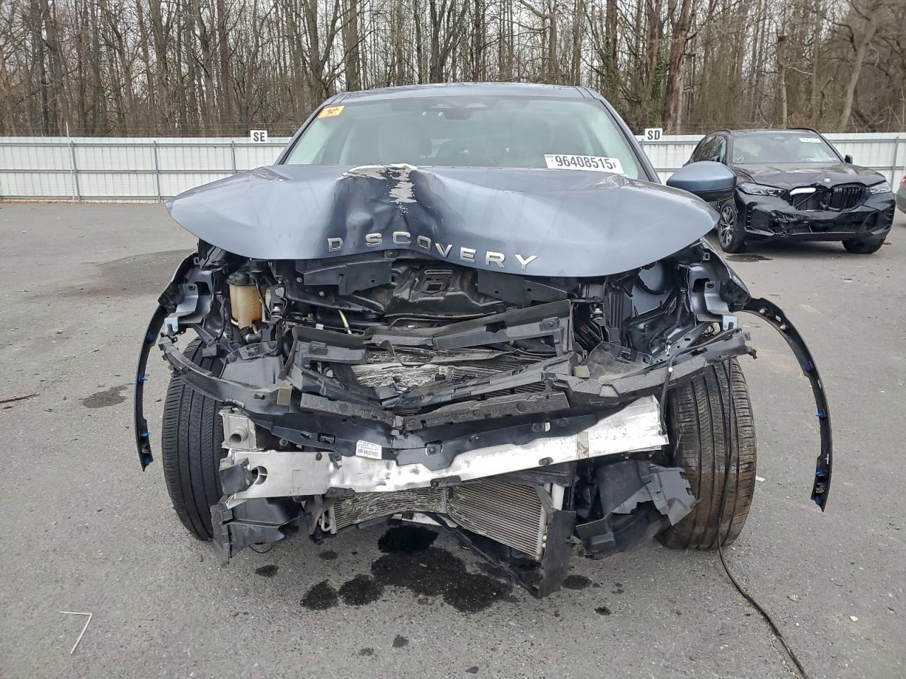 Land Rover Discovery Se Image 3