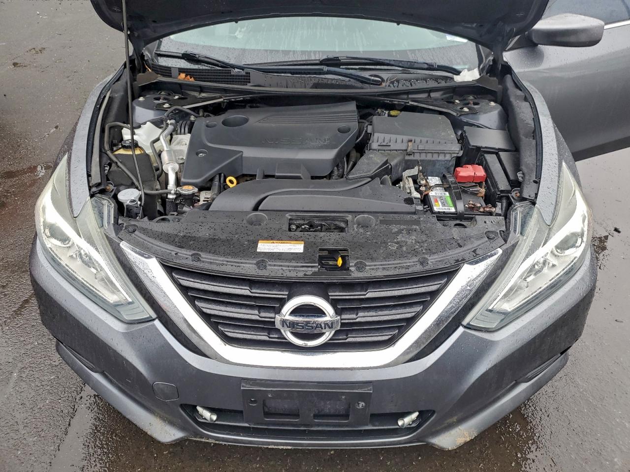 Nissan Altima 2.5 Image 3