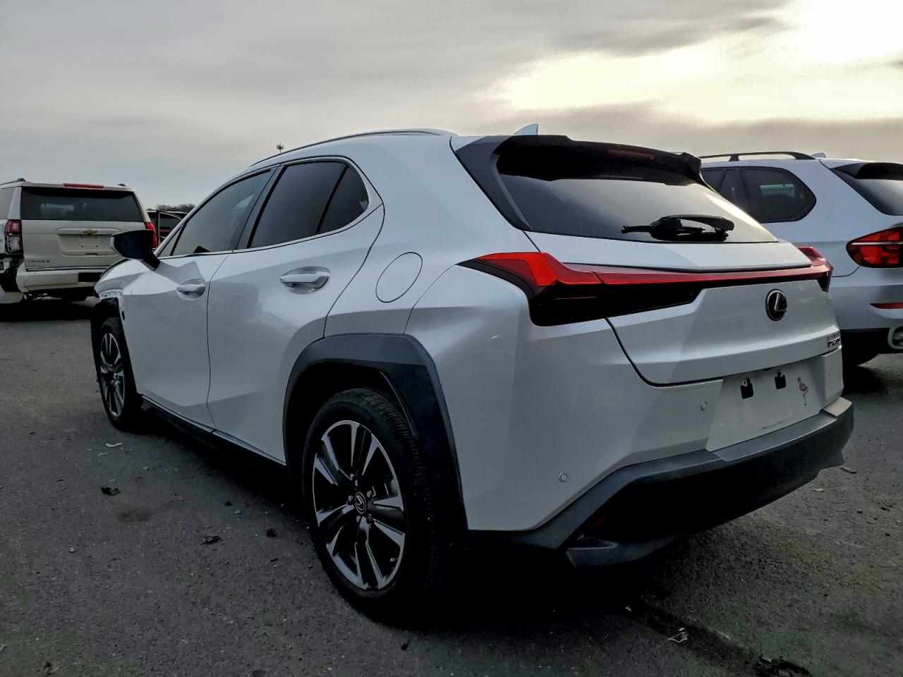 Lexus Ux 200 Image 12