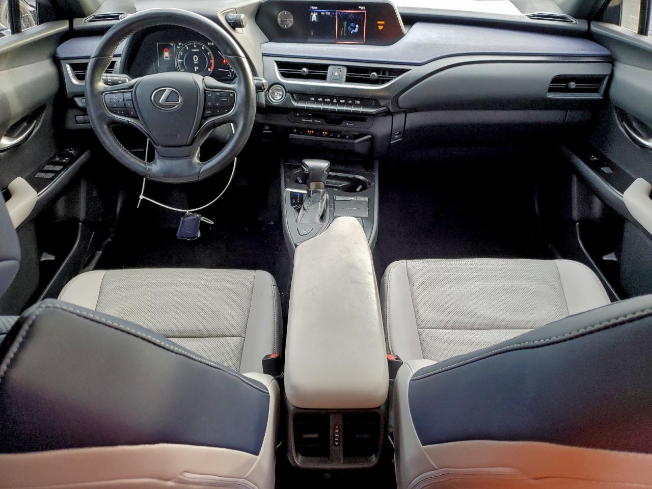 Lexus Ux 200 Image 4