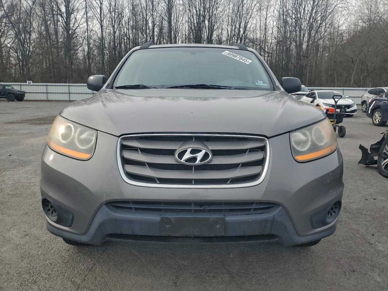 Hyundai SANTA FE Gls Image 9