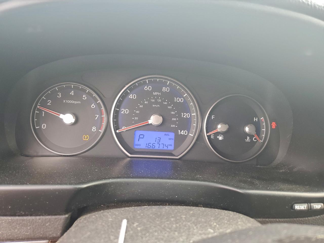 Hyundai SANTA FE Gls Image 8